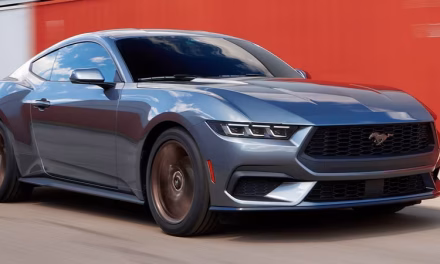 Ford Mustang EcoBoost: Kombinasi Performa Dalam Mobil Sport