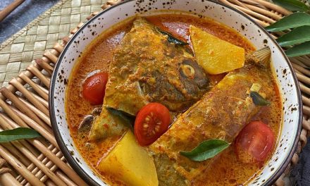 Gulai Kepala Nila: Sensasi Pedas & Gurih, Menyatu Sempurna