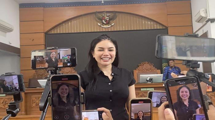 Nikita Mirzani Drop Di Penjara, Tulang Belakang Bergeser