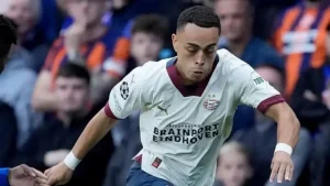 Kembali ke Barcelona, Mimpi Sergino Dest Yang Belum Padam