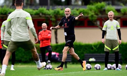 Drama San Siro: AC Milan Resmi Umumkan Pelatih Anyar
