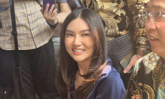 Publik Terkejut! Gelagat Sarwendah Di Sidang Jadi Sorotan