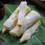 Bukan Sekadar Tape! Ini Keunikan Peuyeum Khas Bandung