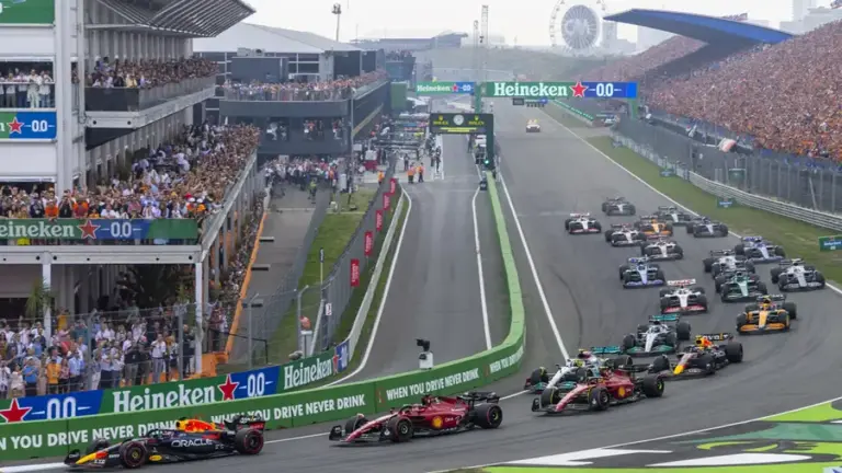 GP Belanda Resmi Berakhir, Zandvoort Di Banjiri Ribuan Penonton