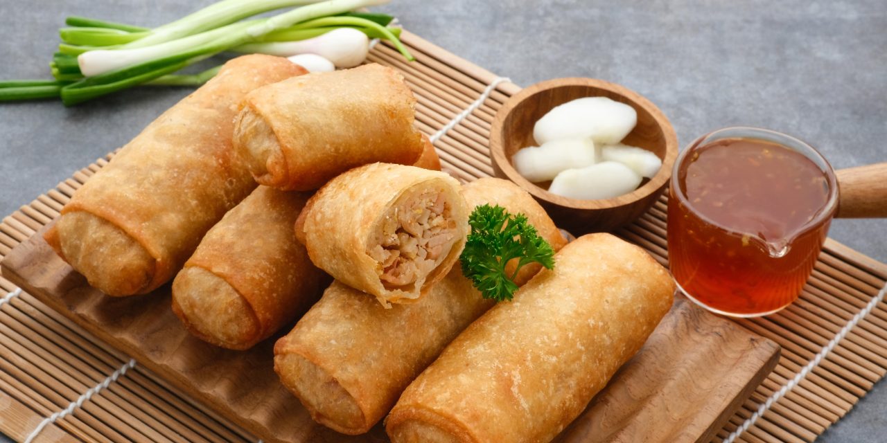 Lumpia Legendaris! Camilan Tradisional Yang Kini Kembali Viral