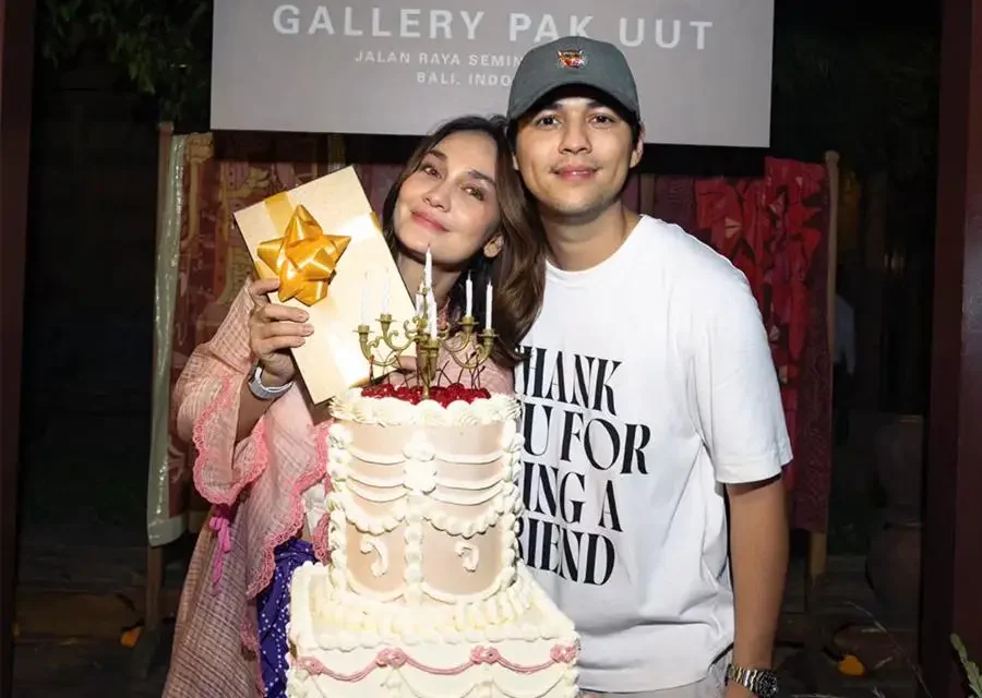 Luna Maya, Rayakan Ultah Ke-43 Dan Peresmian Galeri Ayah