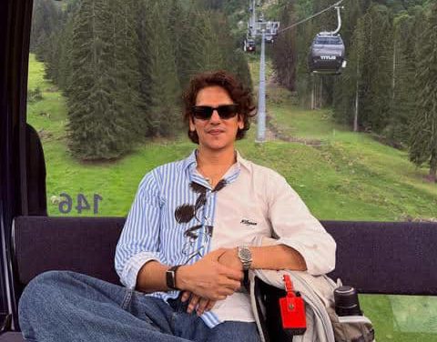 Solo Traveling Ke Swiss, Potret Vijay Varma Bikin Iri!