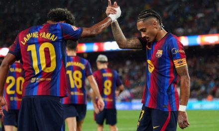Gila! Raphinha Hat-Trick, Barcelona Bangkit, Hancurkan Sevilla 3-1