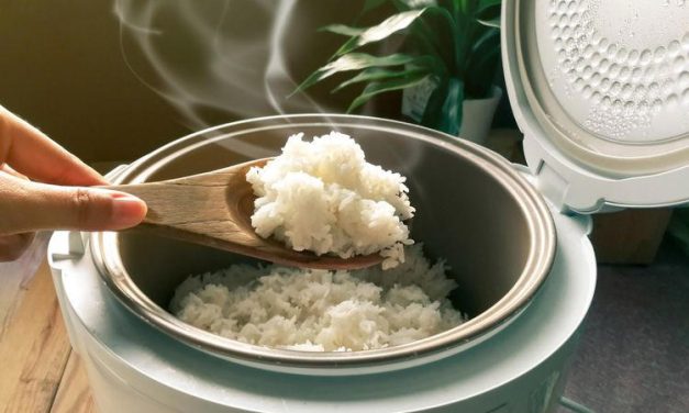 Nasi Pulen Sepanjang Hari! Ini Trik Agar Tidak Kering Dan Lengket