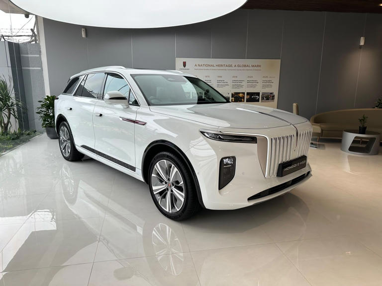 Gahar Dan Mewah! Hongqi E-HS9 Resmi Masuk Indonesia